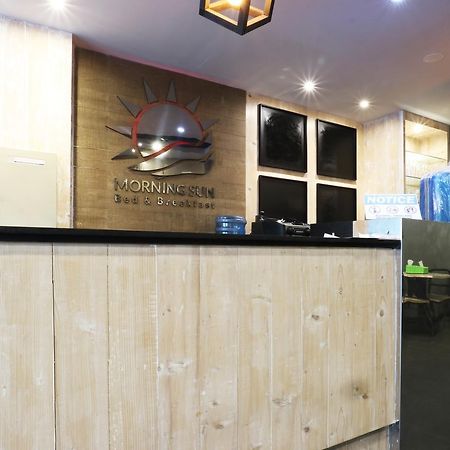 Morning Sun Hotel Surabaya Luaran gambar